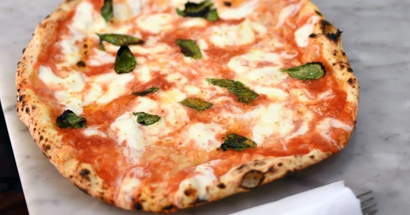 Neapolitan Pizza Vs Margherita Pizza Ingredients